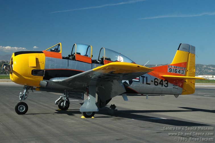 Goleta Air and Space Museum: T-28A Trojan, N81643